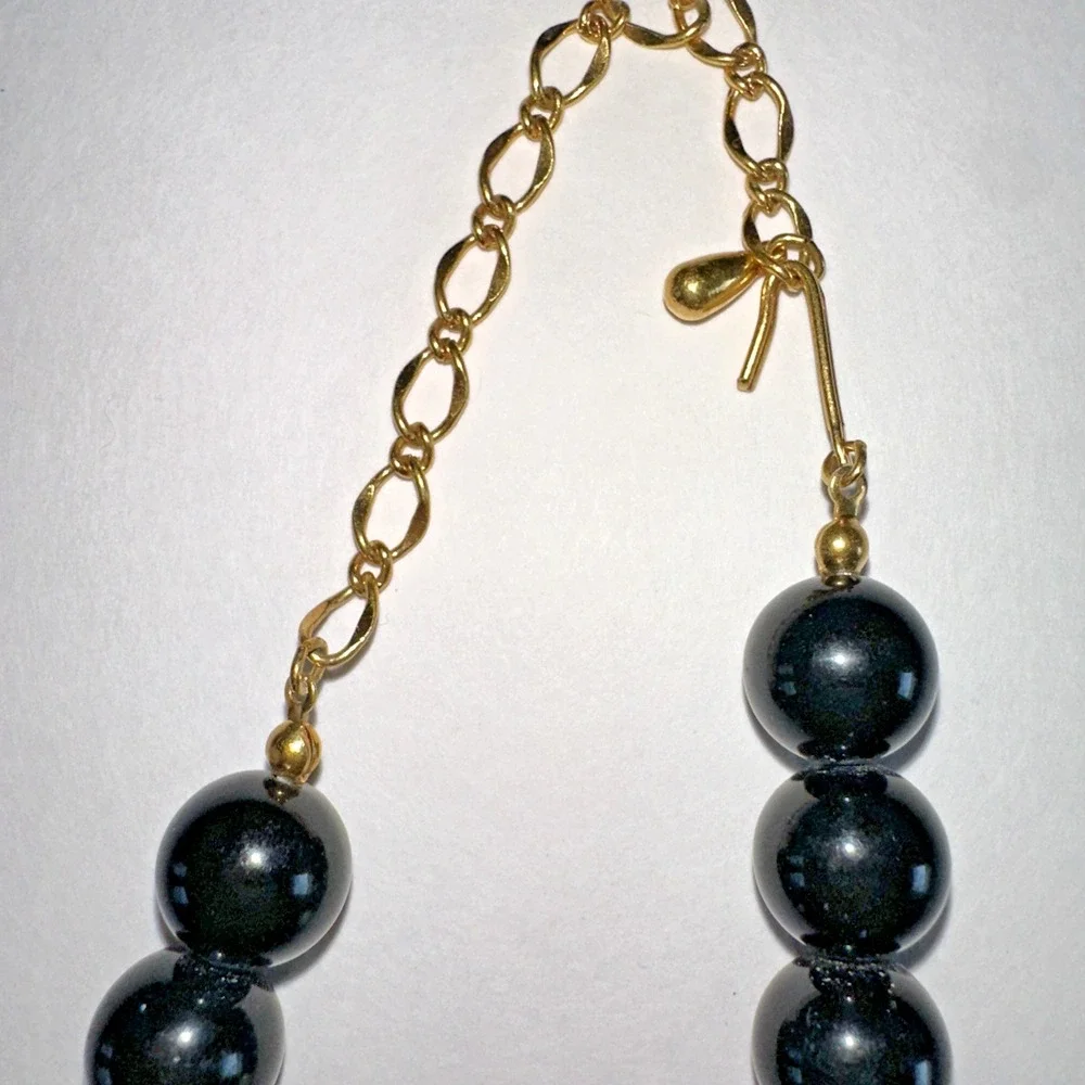 Unbranded Statement Necklace Women OS Black Cream Excellent Chunky Resin Beads